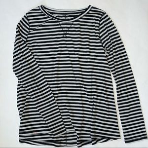 🌸Black and White Striped Long Sleeve